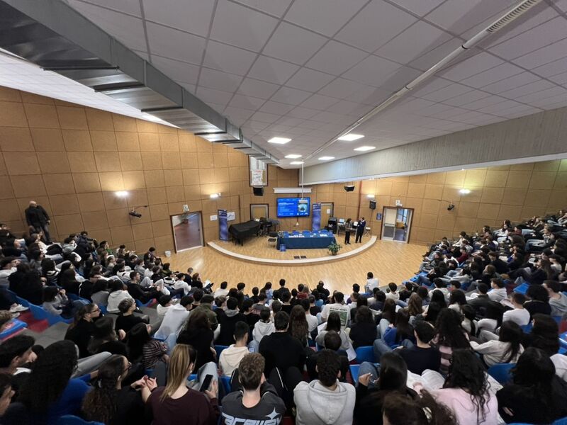 AIDA on Tour Across Schools in Italy